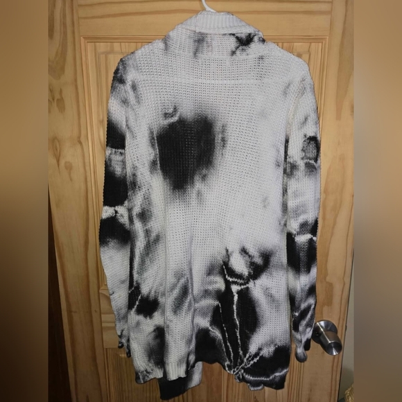 John & Jenn Womens Size Medium Tye Dye Cardigan - Picture 5 of 5